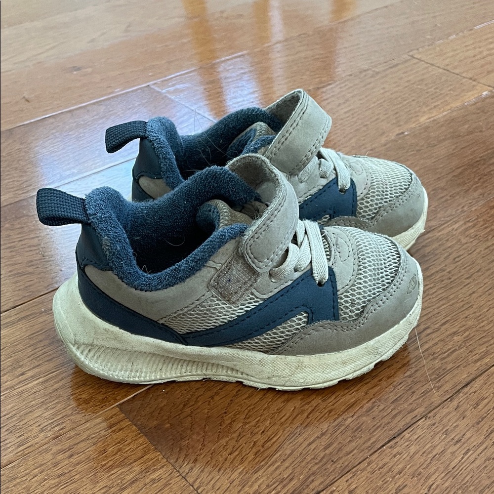 Kids' Gray and Blue Sneakers